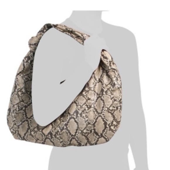 Snakeskin design large shoulder bag with top knot!! Gorgeous!!!! - Picture 2 of 5